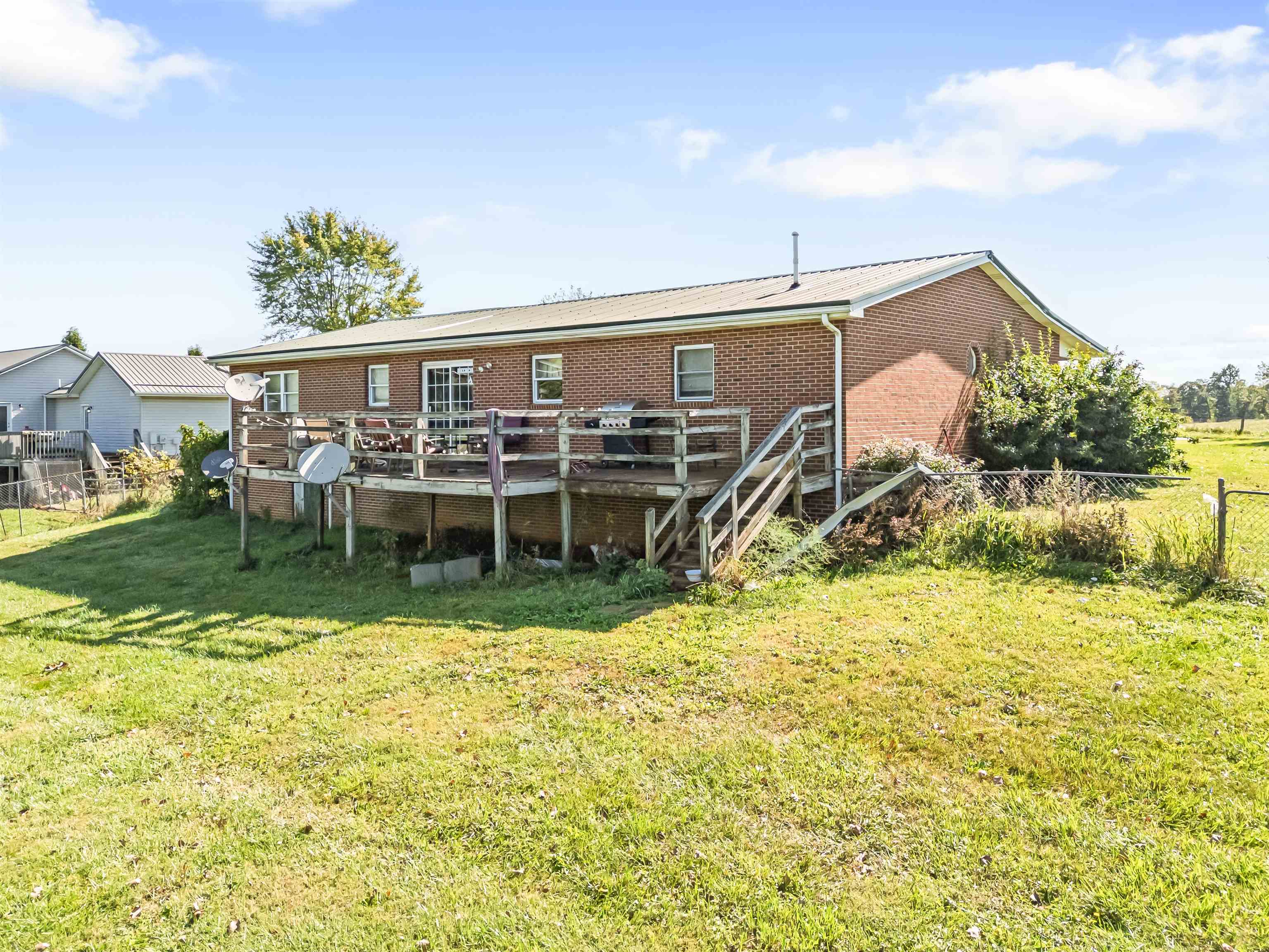 513 Rock Chimney Road Galax, VA 24333 - Photo 4 of 56 Gallery Image 4