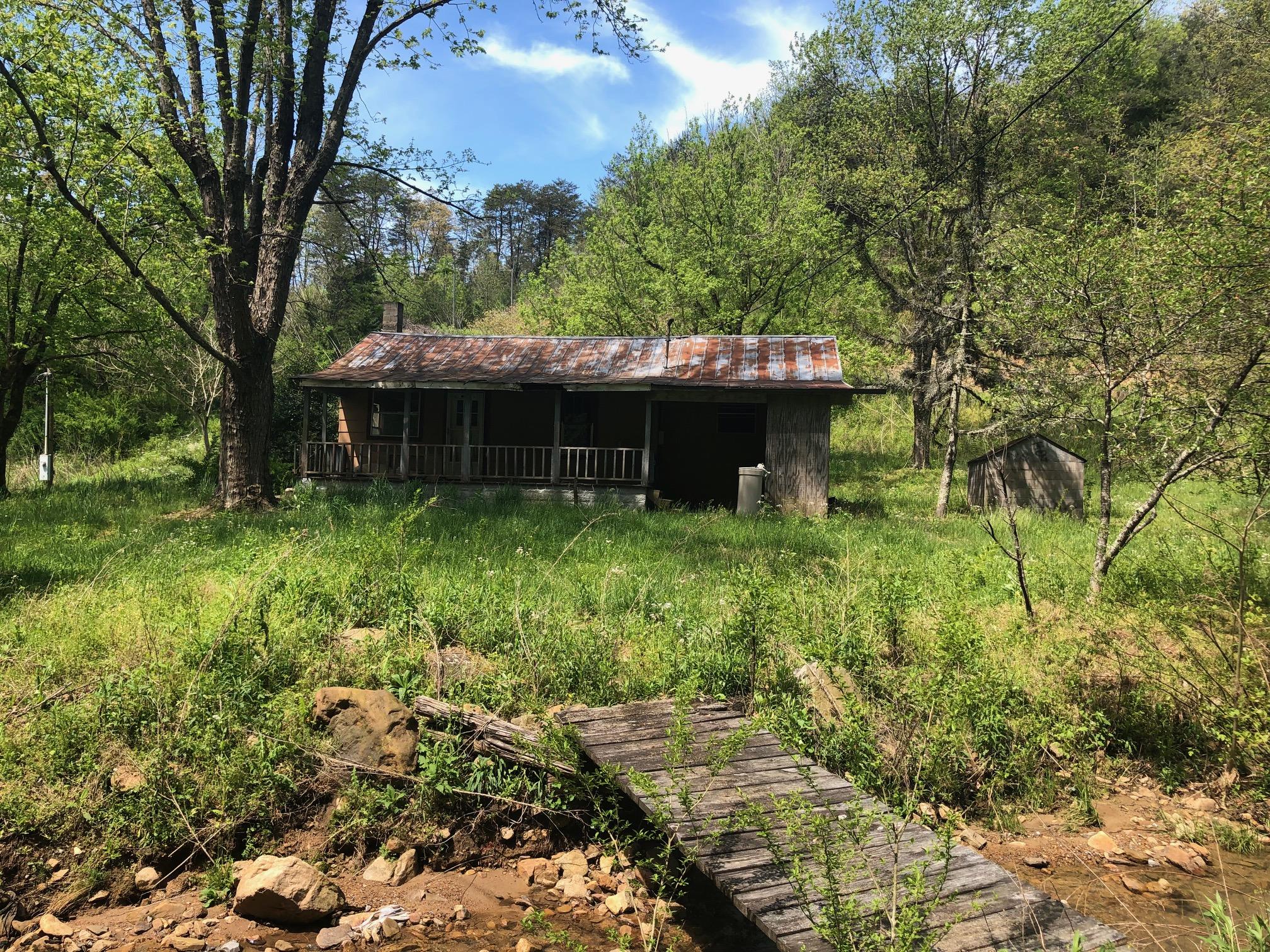 1145 Elvin Branch Road Sevierville, TN 37876 - Photo 5 of 9 IMG_0240