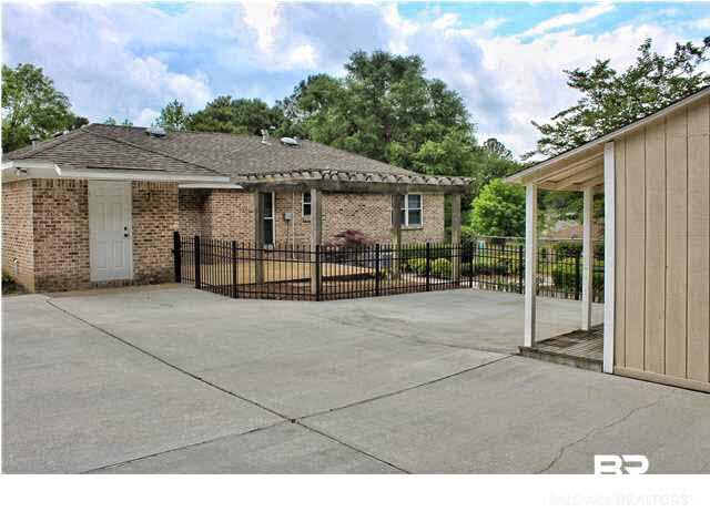 2824 Gas Light Lane West Mobile, AL 36695 - Photo 3 of 12 Low Maintenance Back