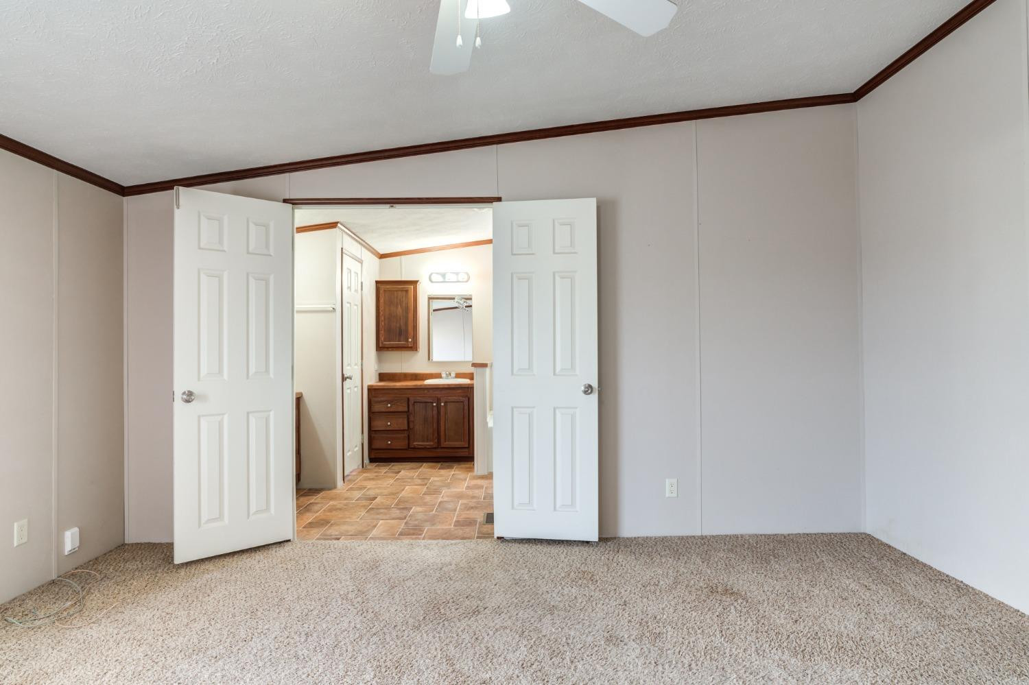 2446 Turkey Ridge Justiceburg, TX 79330 - Photo 28 of 50 a view of a big room with closet and windows
