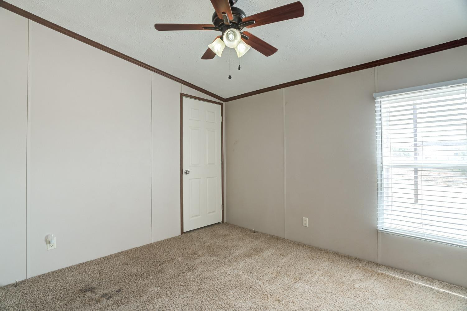 2446 Turkey Ridge Justiceburg, TX 79330 - Photo 40 of 50 a view of a chandelier fan in a room