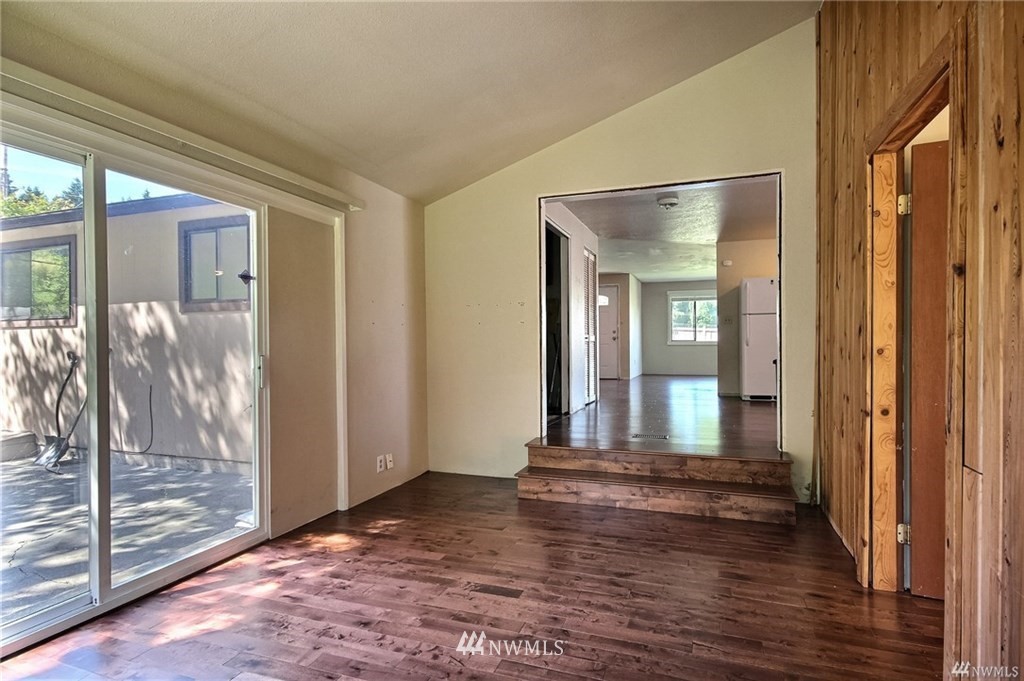 508 228th Street Southeast Bothell, WA 98021 - Photo 9 of 22 a view of a bathroom with wooden floor