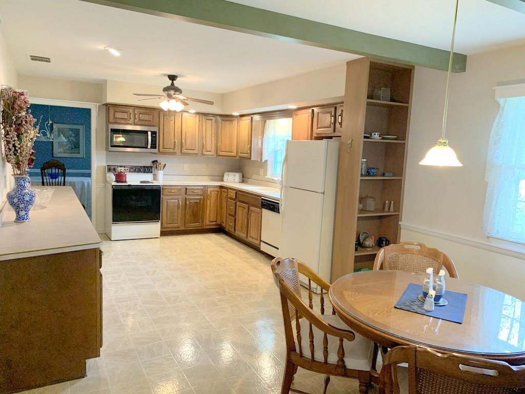 4212 North Redding Road Muncie, IN 47304 - Photo 11 of 24 Gallery Image 11