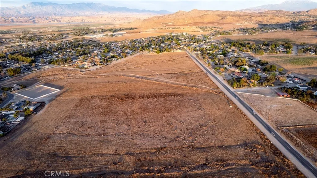 0 Converse Merger 1 Nuevo, CA 92567 - Photo 10 of 21 a view of a city