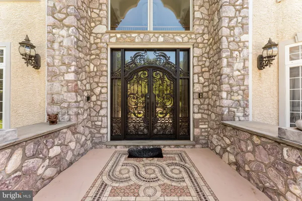 $1,799,999 | 534 Holly Knoll Drive, Churchville, PA 18966