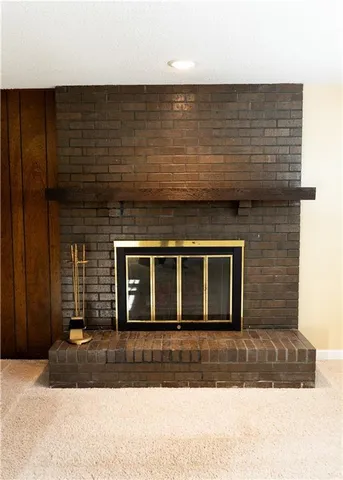 $281,000 | 7406 Northwest Belvidere Parkway, Kansas City, MO 64152