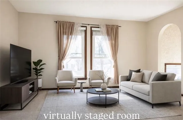 $281,000 | 7406 Northwest Belvidere Parkway, Kansas City, MO 64152