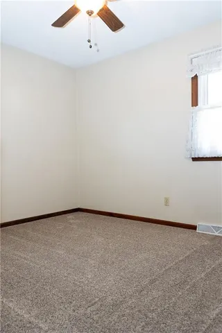 $287,000 | 7406 Northwest Belvidere Parkway, Kansas City, MO 64152