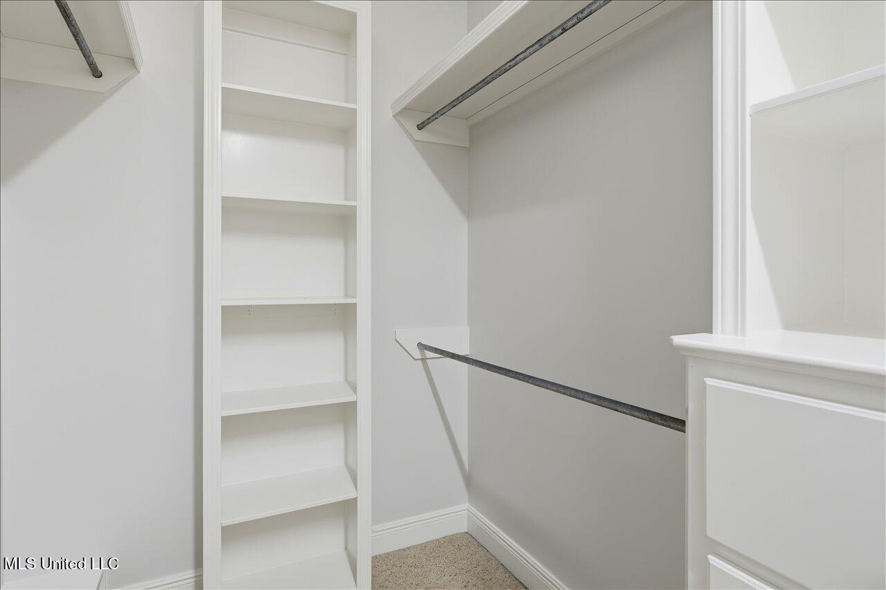 227 Clubview Circle Pearl, MS 39208 - Photo 23 of 29 24-227 Clubview Cir _ Home Tours MS