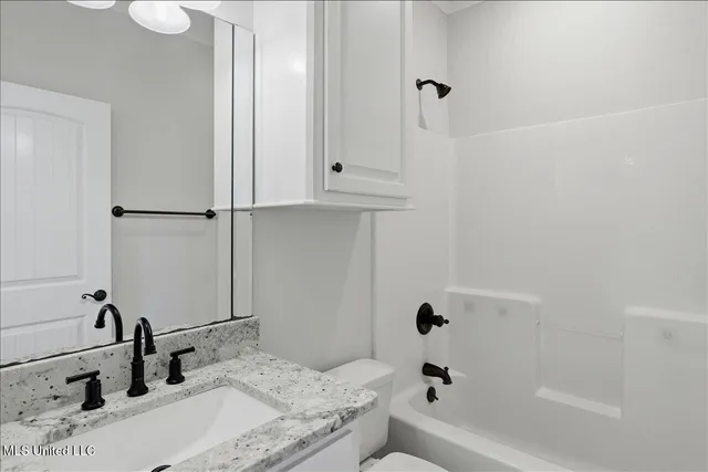 $369,000 | 227 Clubview Circle, Pearl, MS 39208