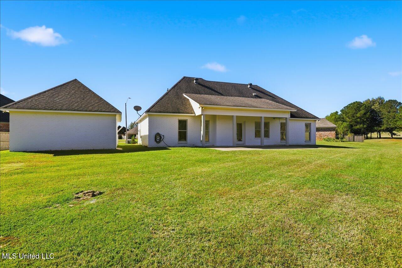227 Clubview Circle Pearl, MS 39208 - Photo 29 of 29 35-227 Clubview Cir _ Home Tours MS