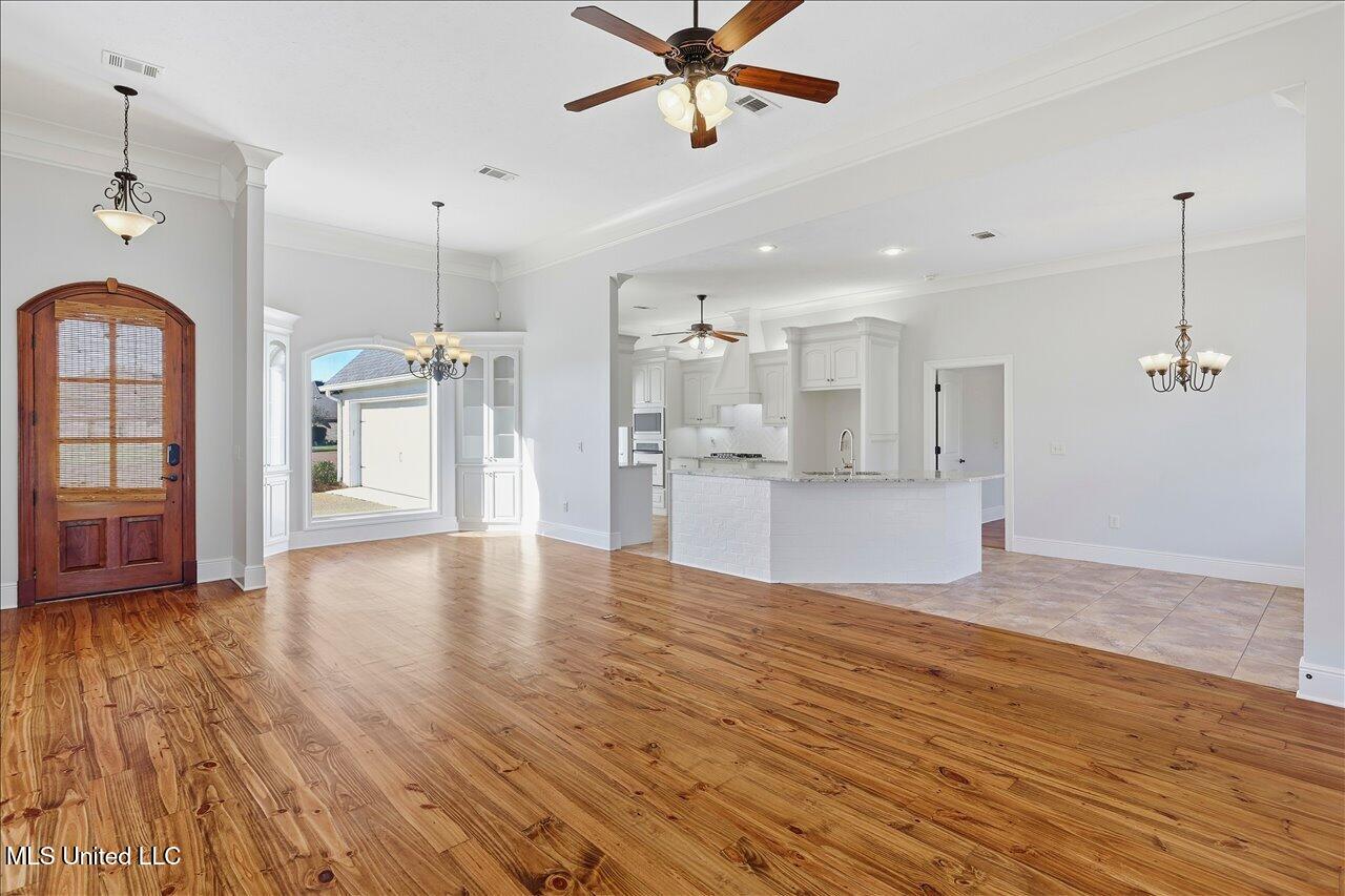 227 Clubview Circle Pearl, MS 39208 - Photo 8 of 29 08-227 Clubview Cir _ Home Tours MS