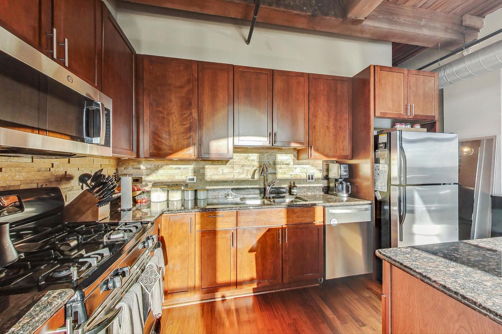 1503 South State Street, Unit 601 Chicago, IL 60605 - Photo 7 of 36
