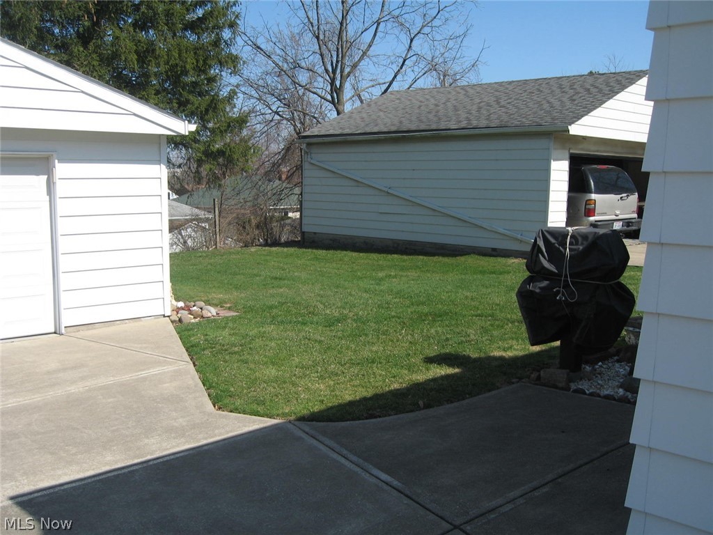 9505 Alexander Road Garfield Heights, OH 44125 - Photo 2 of 27 Gallery Image 2