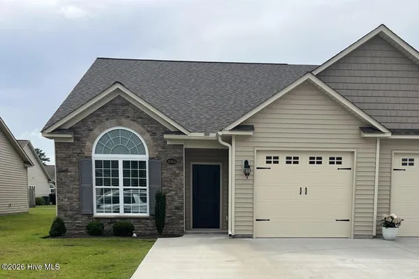 $1,750 | 3241 Gordon Drive, Unit A, Greenville, NC 27834