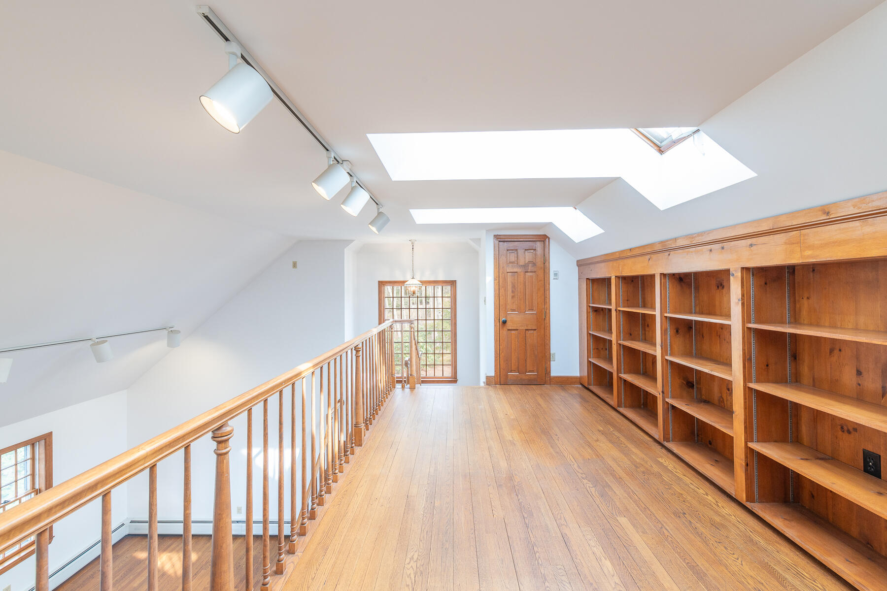 72 Loop Road Falmouth, MA 02540 - Photo 29 of 52 72 Loop Rd-550-Edit