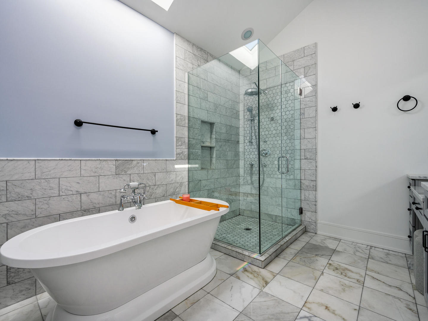 2919 North Dawson Avenue Chicago, IL 60618 - Photo 19 of 38 a bathroom with a bathtub and shower