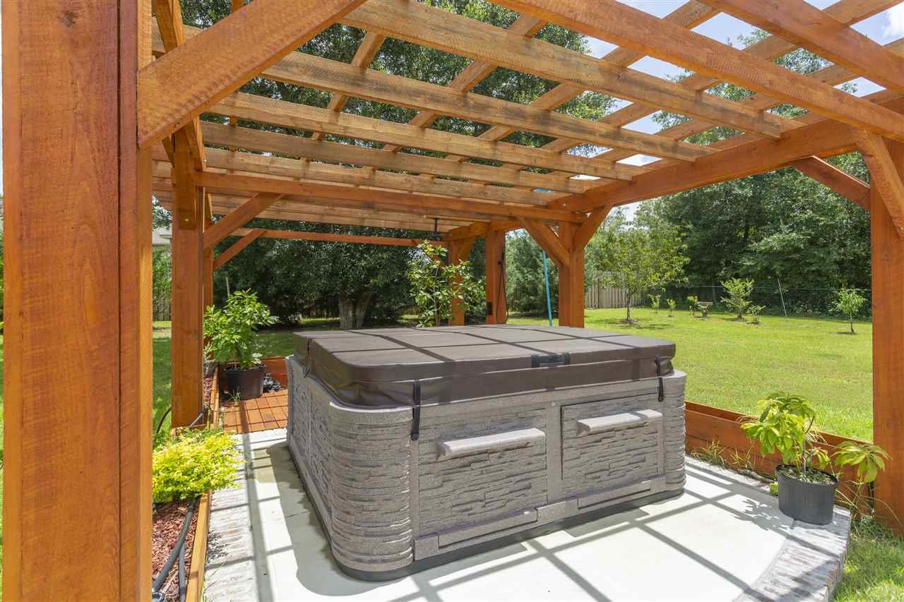 2353 Phylis Rae Drive Pace, FL 32571 - Photo 13 of 42 6 Person Hot Tub