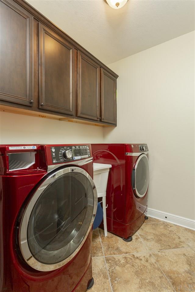 2353 Phylis Rae Drive Pace, FL 32571 - Photo 36 of 42 Utility sink