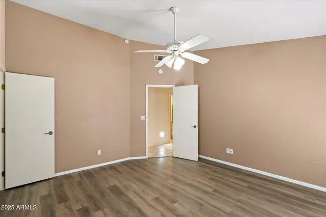 $2,300 | 15406 North 50th Place, Scottsdale, AZ 85254