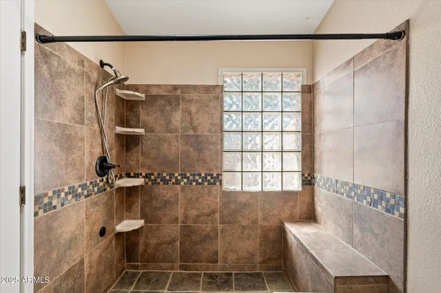 $2,300 | 15406 North 50th Place, Scottsdale, AZ 85254