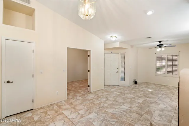 $2,300 | 15406 North 50th Place, Scottsdale, AZ 85254