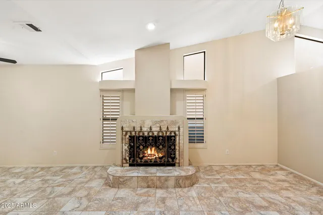 $2,300 | 15406 North 50th Place, Scottsdale, AZ 85254