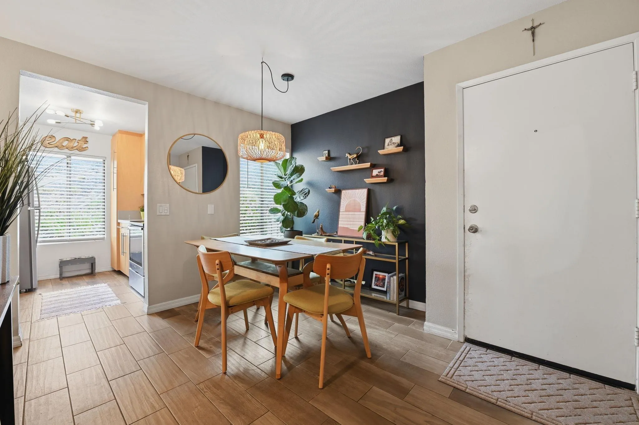 230 Diamond Way, Unit 147 Vista, CA 92083 - Photo 6 of 30