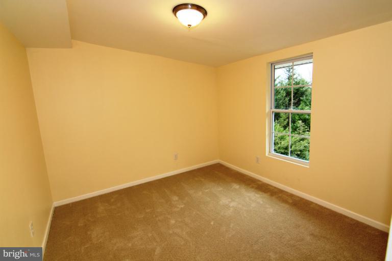 6113 Hunt Club Road Elkridge, MD 21075 - Photo 6 of 11 Bedroom