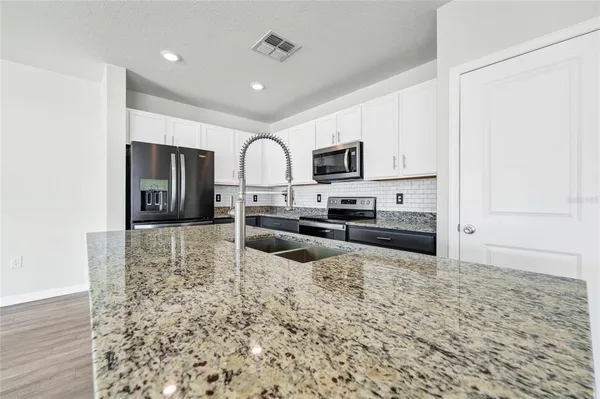 $2,395 | 2265 Carrabelle Way, Sanford, FL 32771