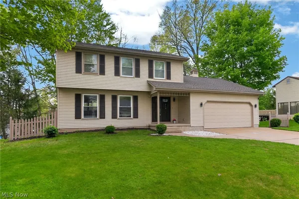 $374,000 | 510 West Regency Circle, Canfield, OH 44406