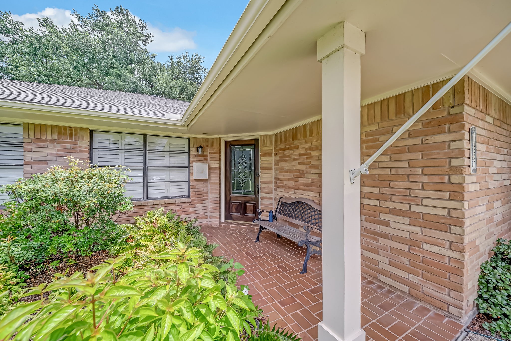 1330 Foxwood Road Houston, TX 77008 - Photo 2 of 30