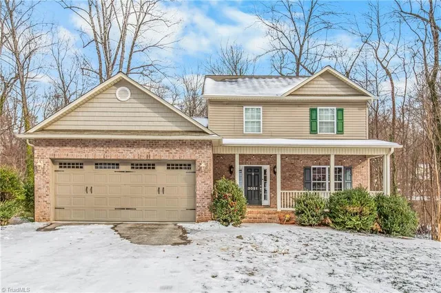 $325,000 | 3051 Minart Drive, Winston-Salem, NC 27106