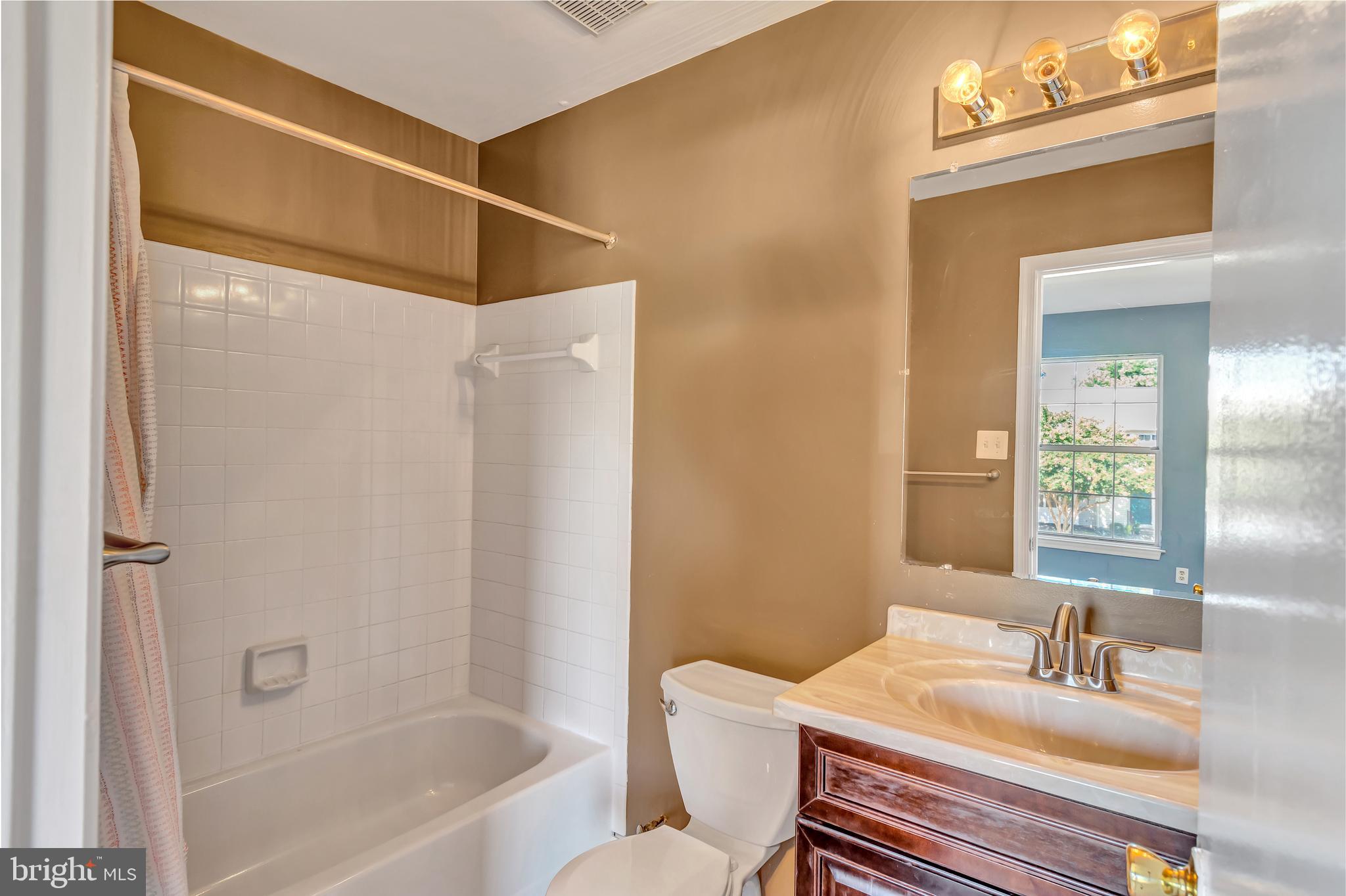 8589 Ritchboro Road District Heights, MD 20747 - Photo 9 of 14 Gallery Image 9