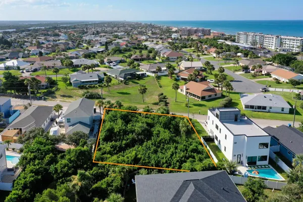 $189,999 | 122 Via Madrid Drive, Ormond Beach, FL 32176