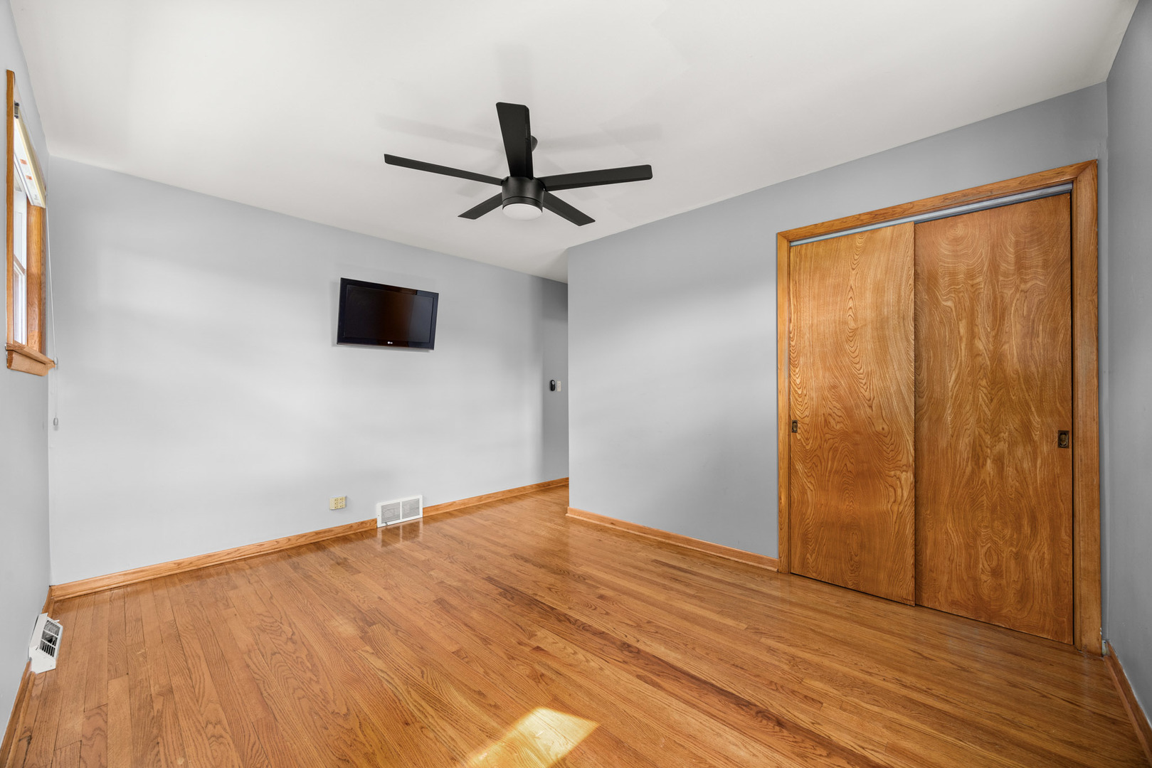 712 Spring Street Roselle, IL 60172 - Photo 15 of 31