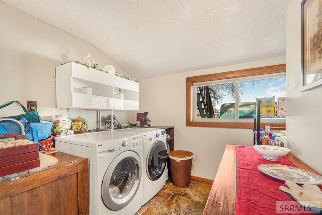 232 North Spruce Street Parker, ID 83445 - Photo 17 of 33 Laundry