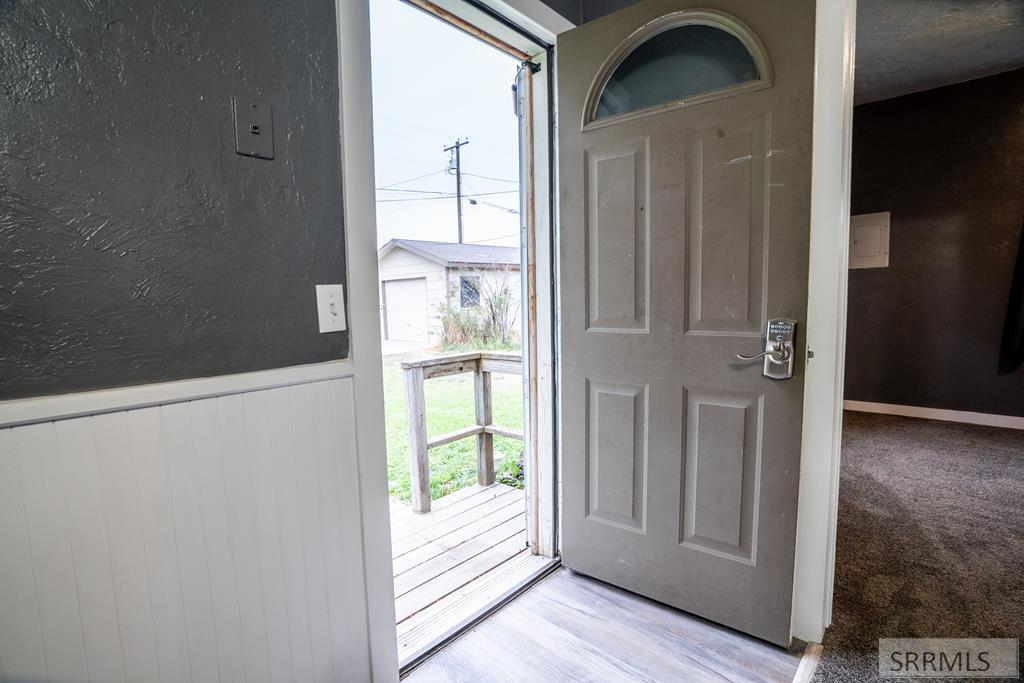 41 Riverside Road South Blackfoot, ID 83221 - Photo 4 of 31