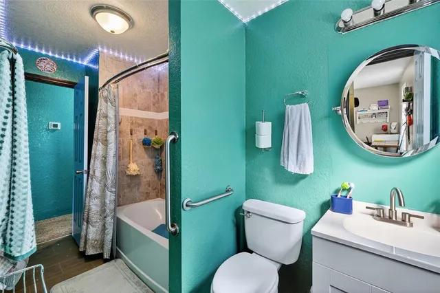 $200,000 | 410 Bassedena Circle South, Lakeland, FL 33805