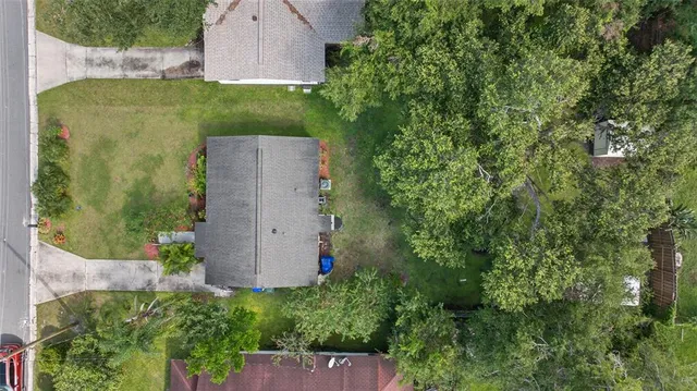 $200,000 | 410 Bassedena Circle South, Lakeland, FL 33805