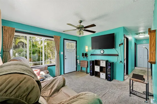 $200,000 | 410 Bassedena Circle South, Lakeland, FL 33805