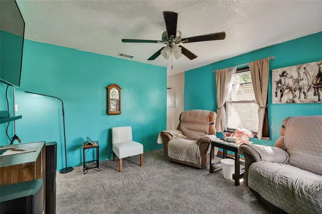 $200,000 | 410 Bassedena Circle South, Lakeland, FL 33805