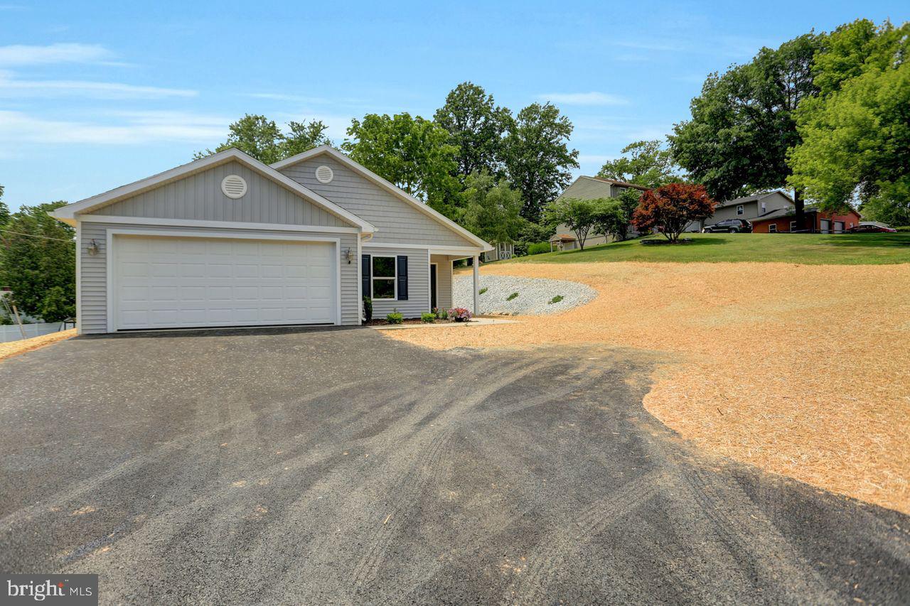 2682 Falling Spring Road Chambersburg, PA 17202 - Photo 2 of 32 Gallery Image 2
