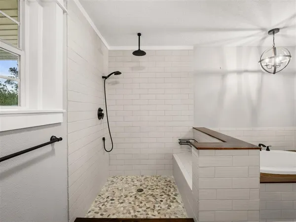 $539,000 | 405 Dove Lane, Leesville, LA 71446