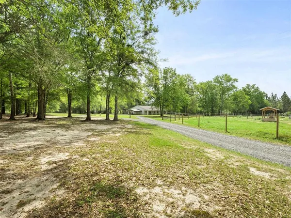 $539,000 | 405 Dove Lane, Leesville, LA 71446