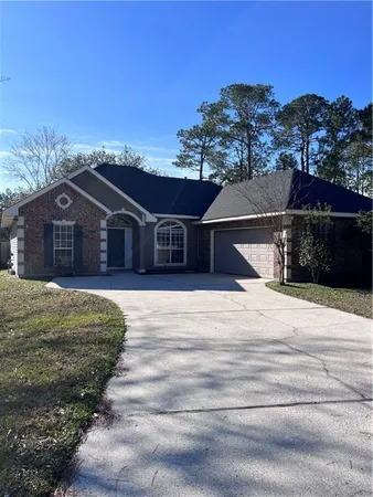 $2,050 | 1003 Sullivan Place, Pearl River, LA 70452