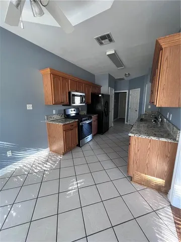 $2,000 | 1003 Sullivan Place, Pearl River, LA 70452