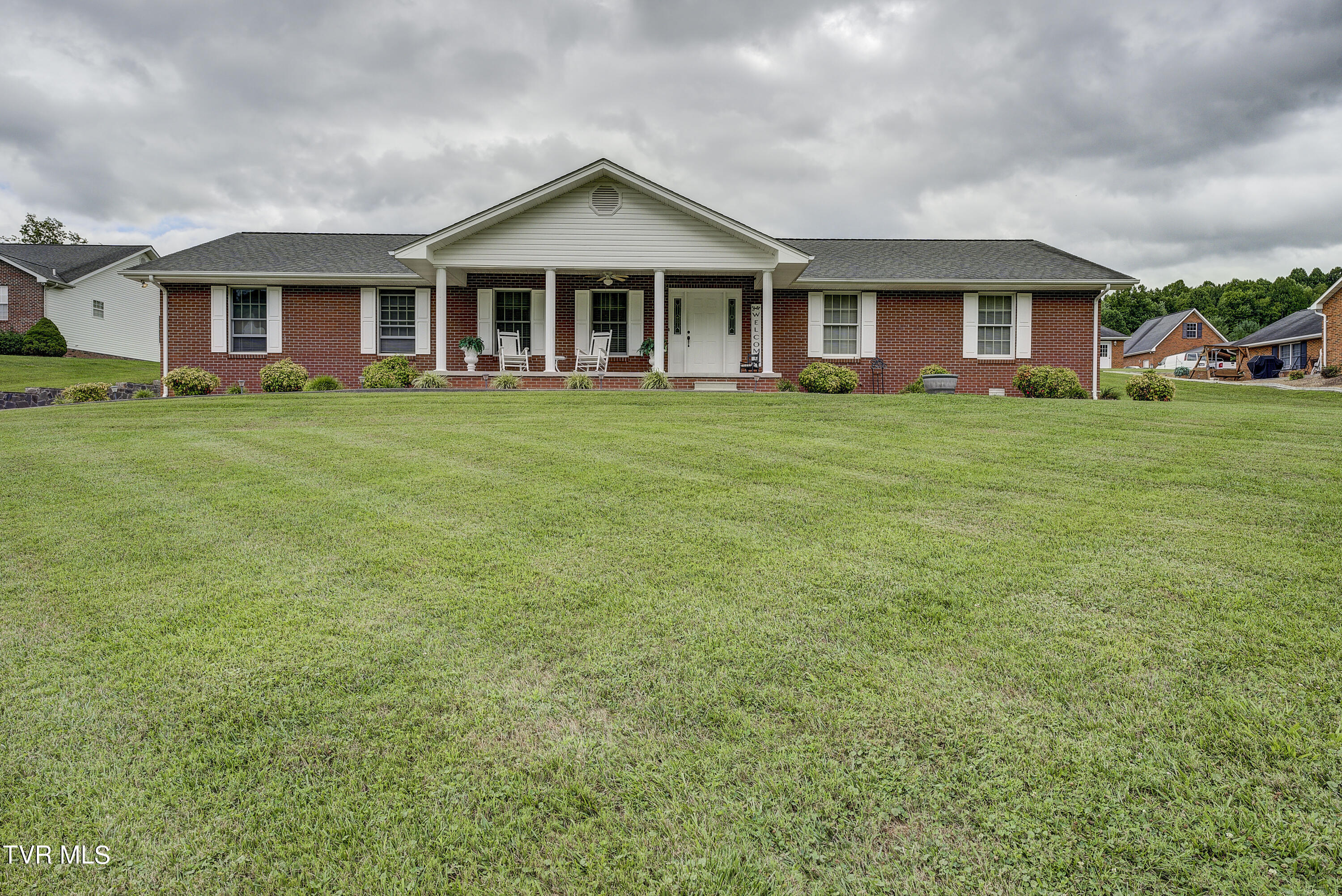 171 Clay Little Road Elizabethton, TN 37643 - Photo 1 of 40 Clay-39