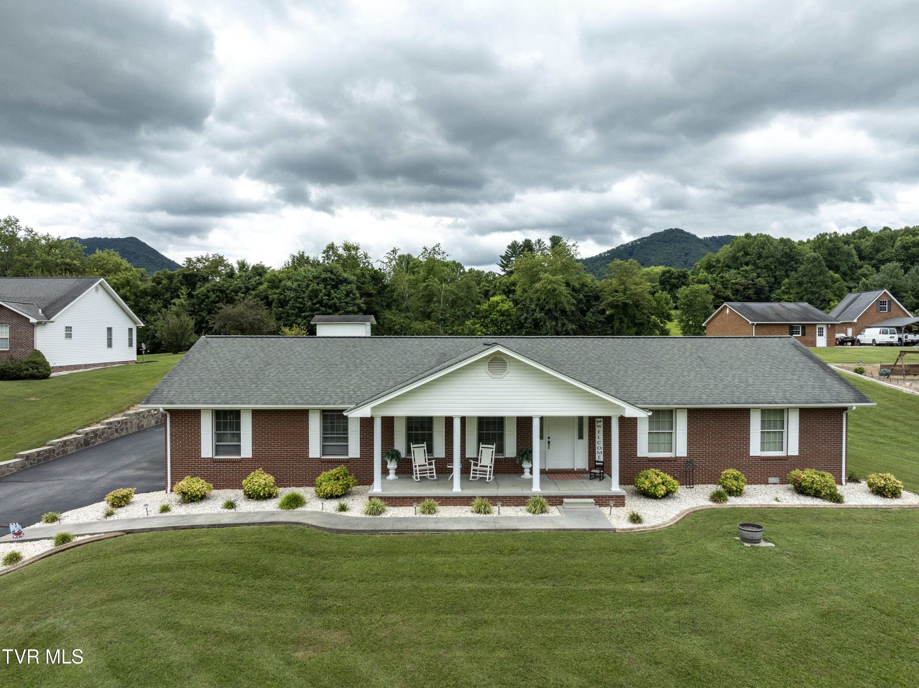 171 Clay Little Road Elizabethton, TN 37643 - Photo 2 of 40 Clay-aerials-3