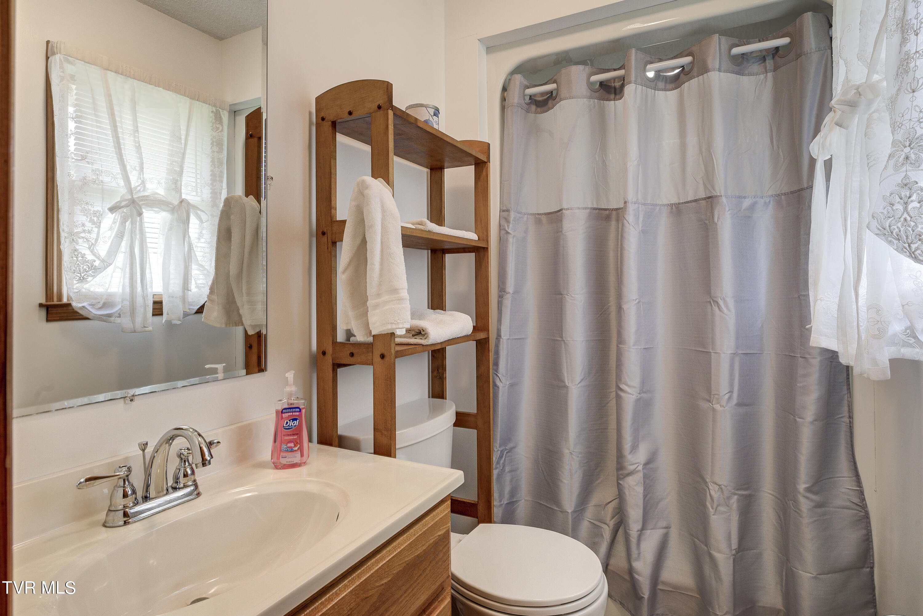 171 Clay Little Road Elizabethton, TN 37643 - Photo 31 of 40 Clay-20